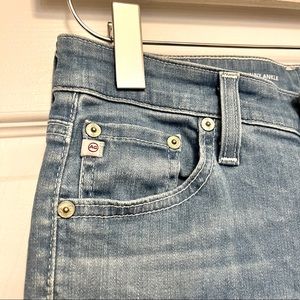 AG Farrah Skinny Ankle Legging size 28 Reg super stretchy!!!